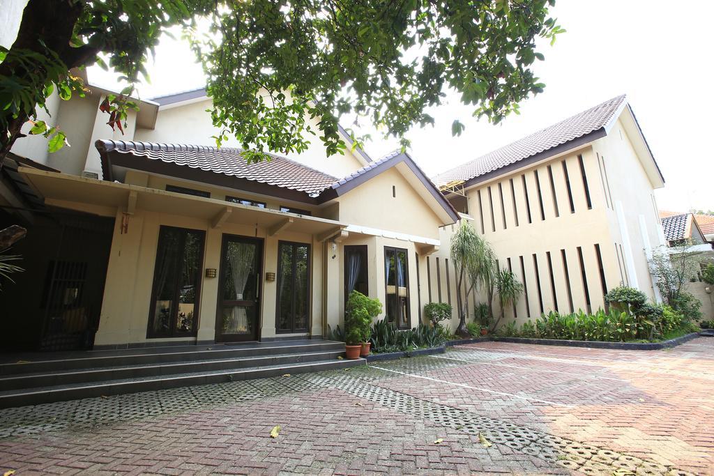 Reddoorz @ Menteng Джакарта Екстер'єр фото